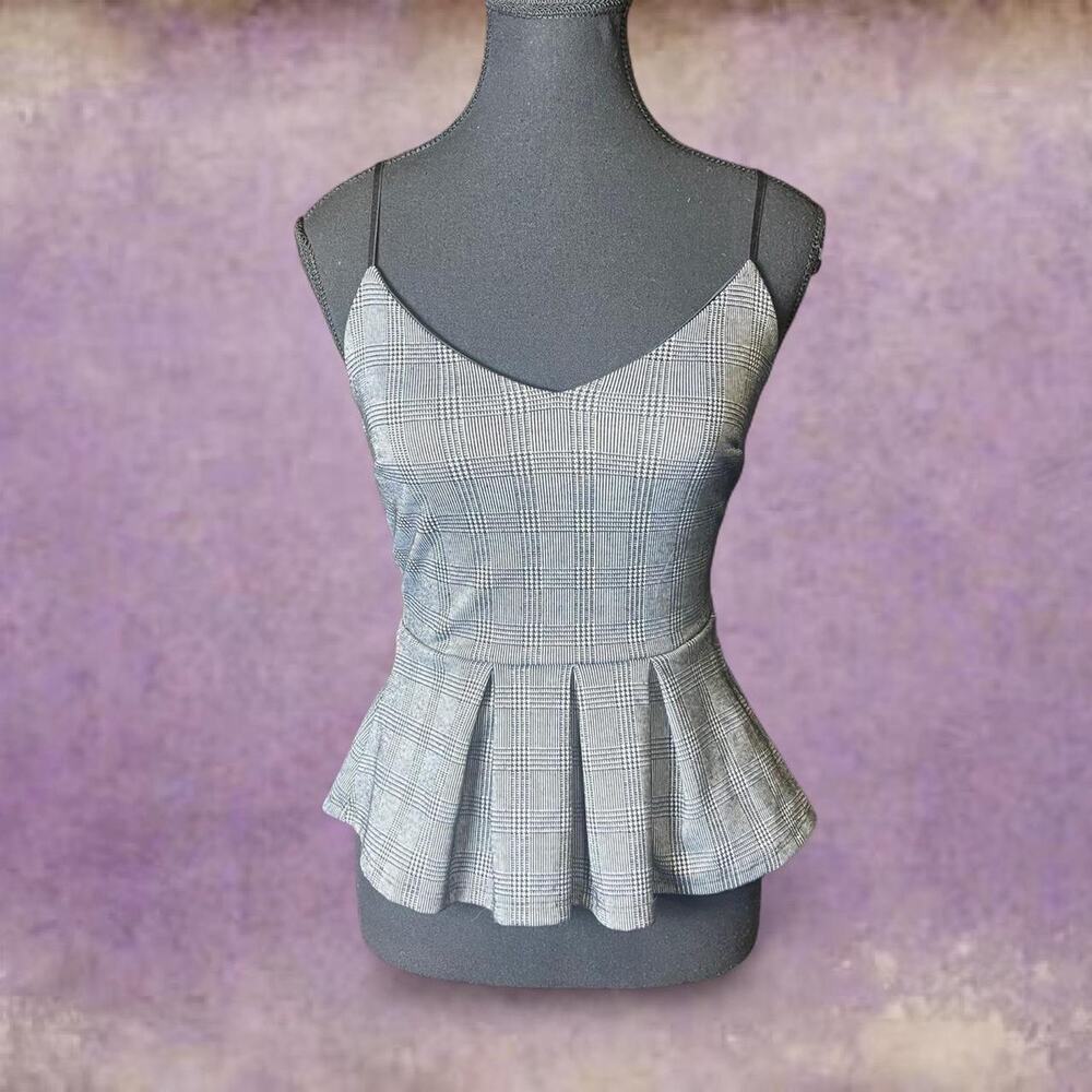 Y2k reckless hearts pleated plaid top